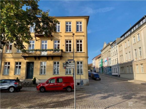 Das Ferienapartment Alexandrine direkt am Pfaffenteich mit eigenem Parkplatz Schwerin